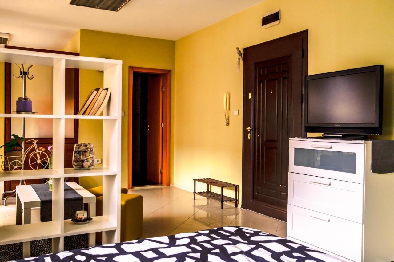 Semiramida Central Studio Varna Buitenkant foto